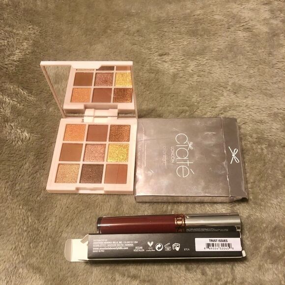 New eyeshadow set and liquid lip color - Picture 1 of 4